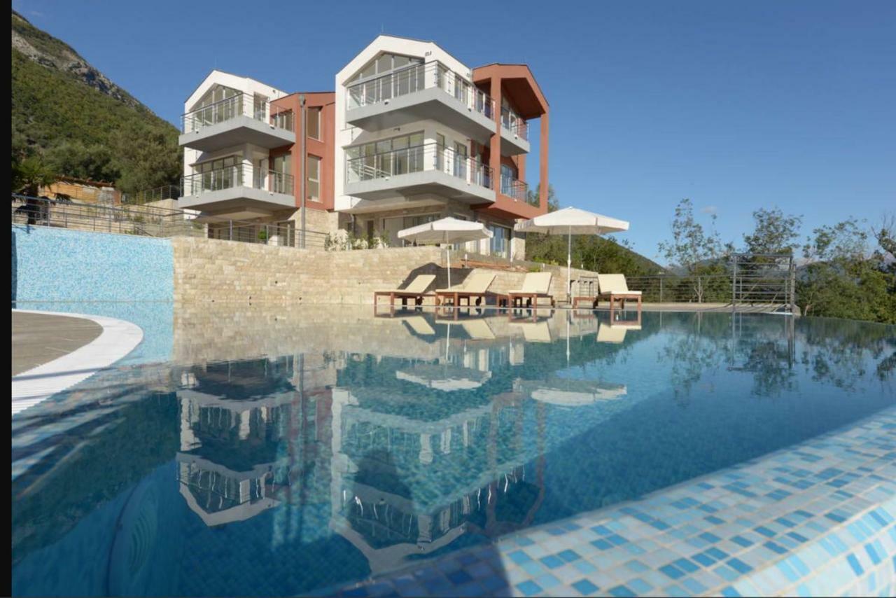 Apartments Acacia Hill Ðenovići Extérieur photo